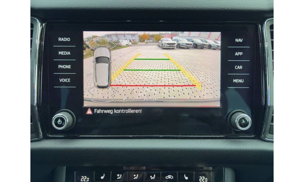 645707