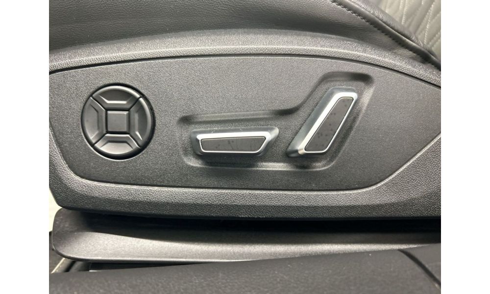 261485
