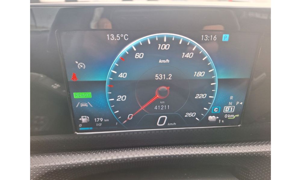 772758