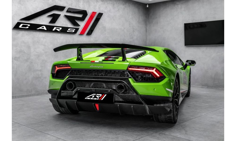 744788