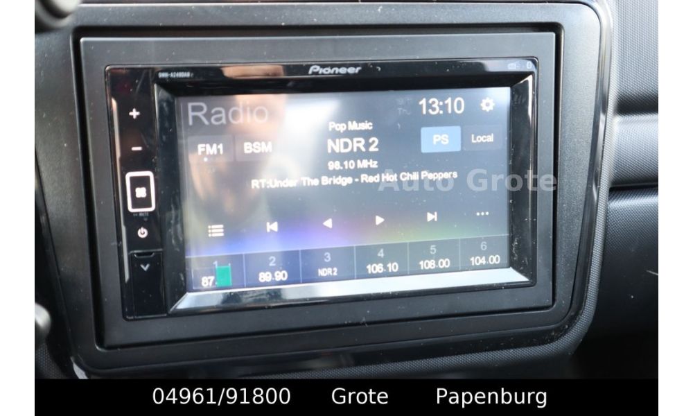 808911