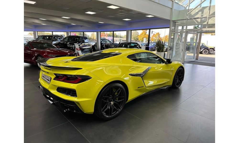 913250