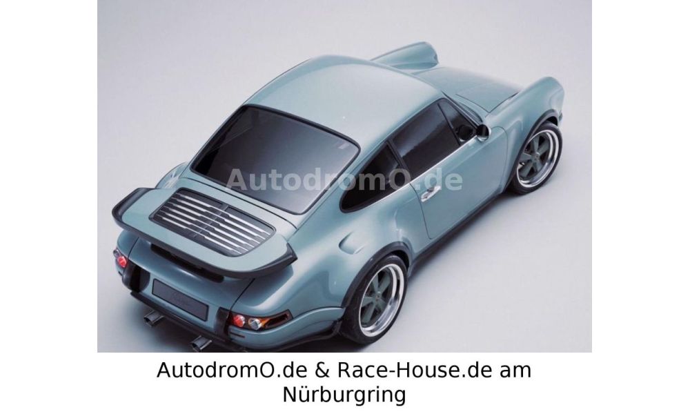978702