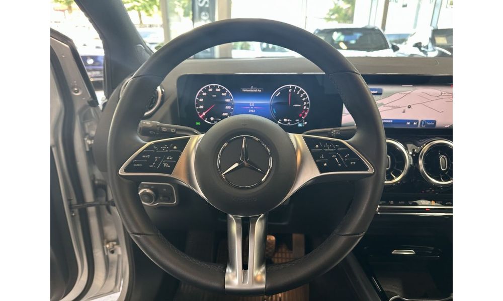 918036