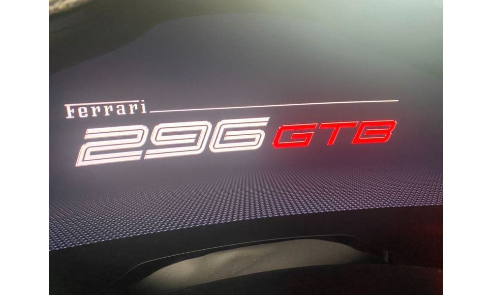 913630