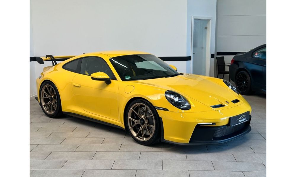 990360