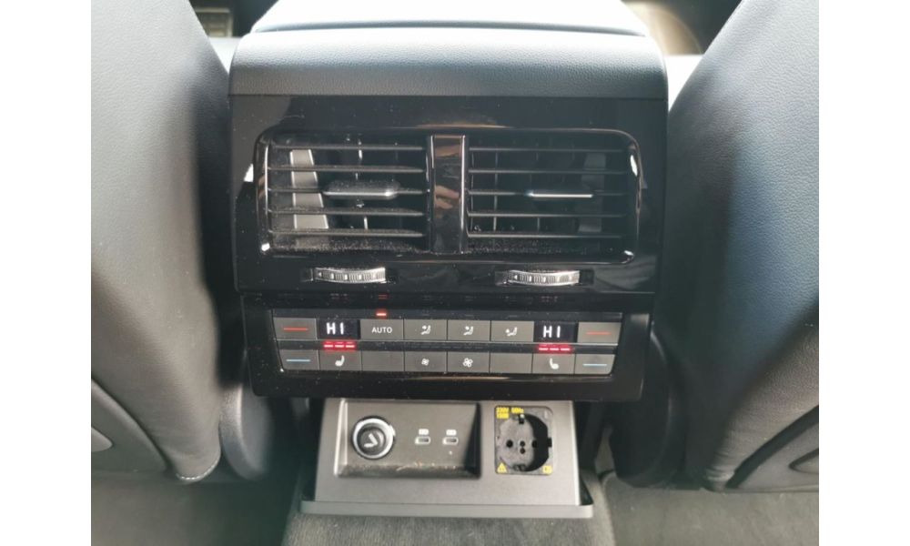 962273