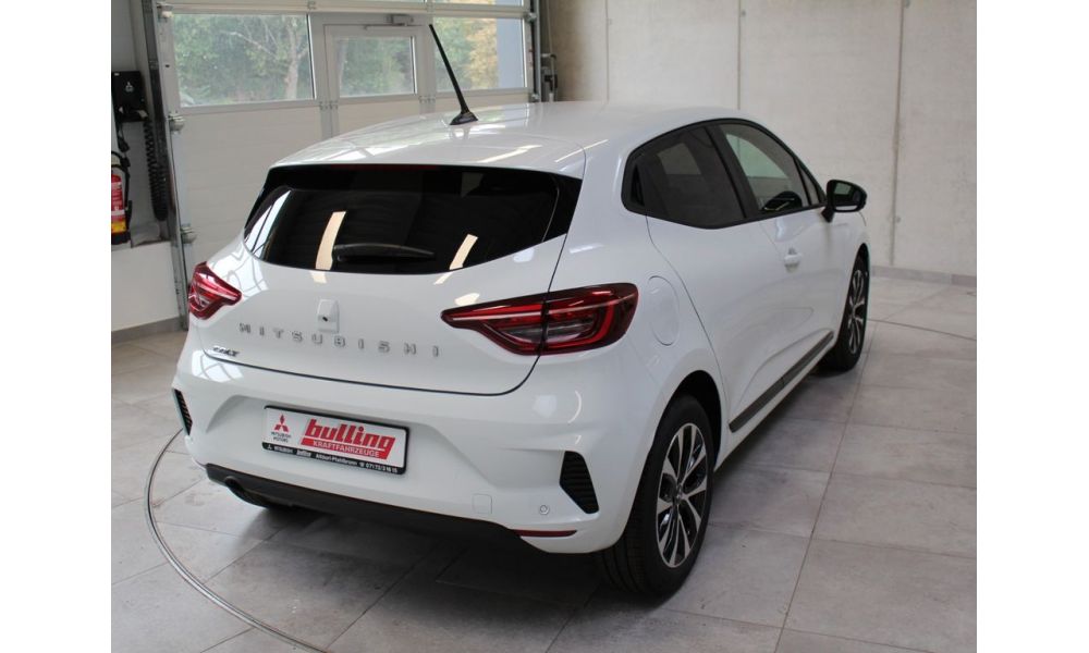 82826