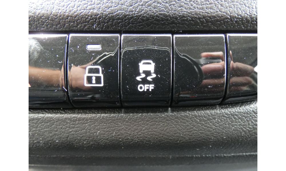 531131