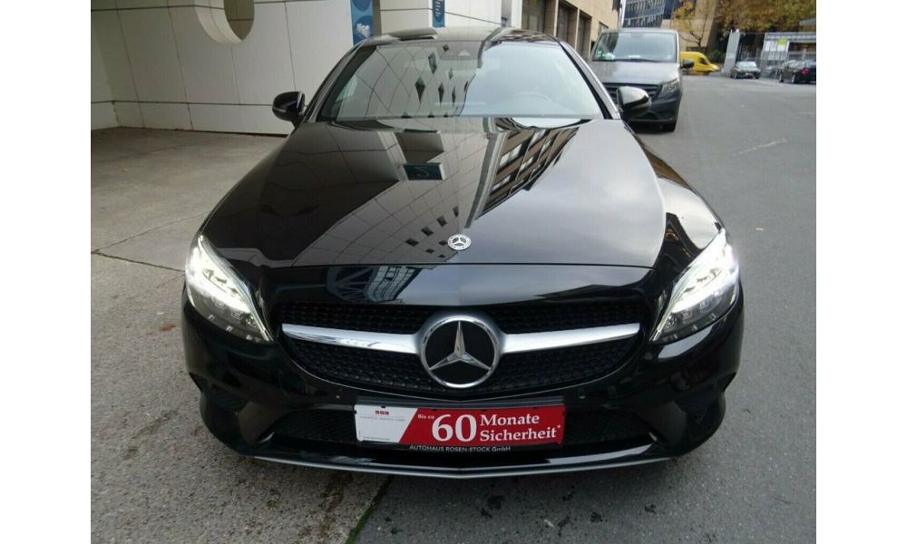 833371