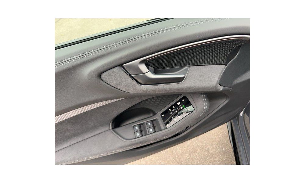 764833