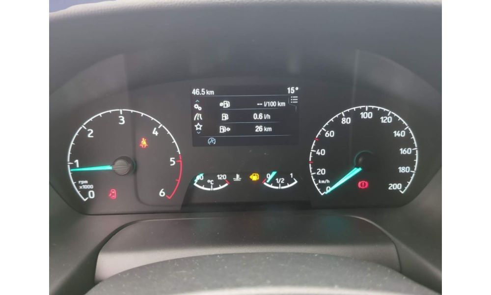 538843