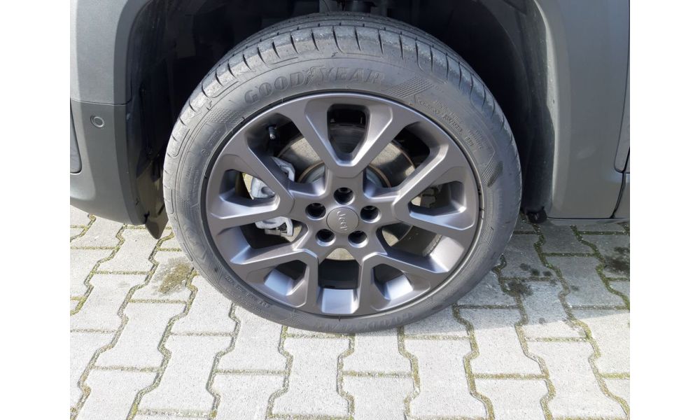 258375