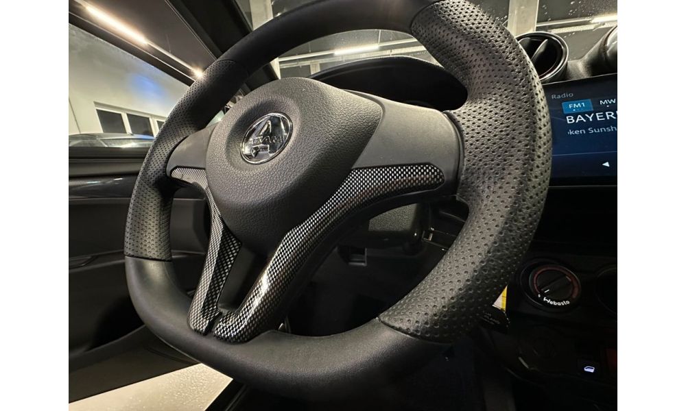 229348