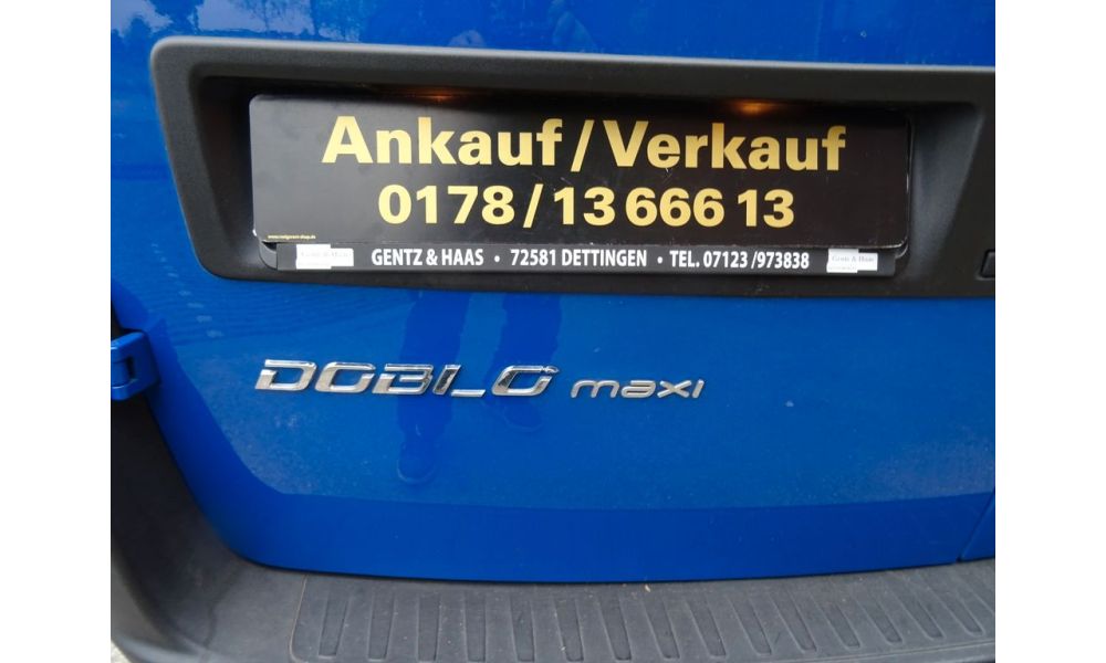 439467