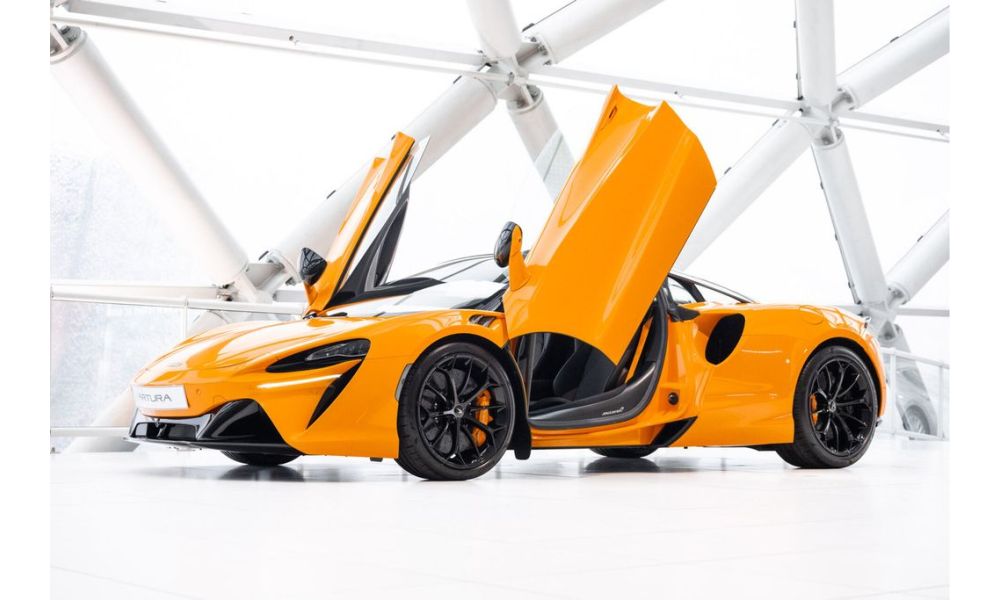 918238