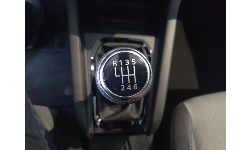 952302
