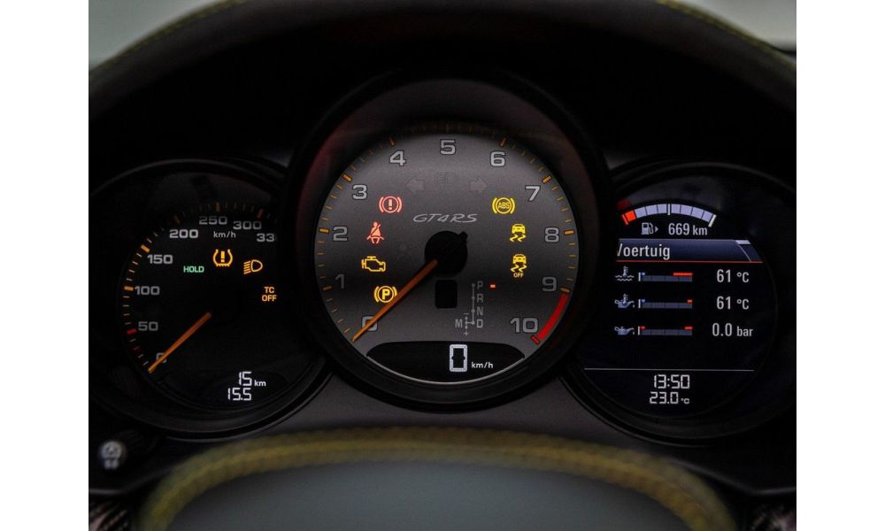 246738