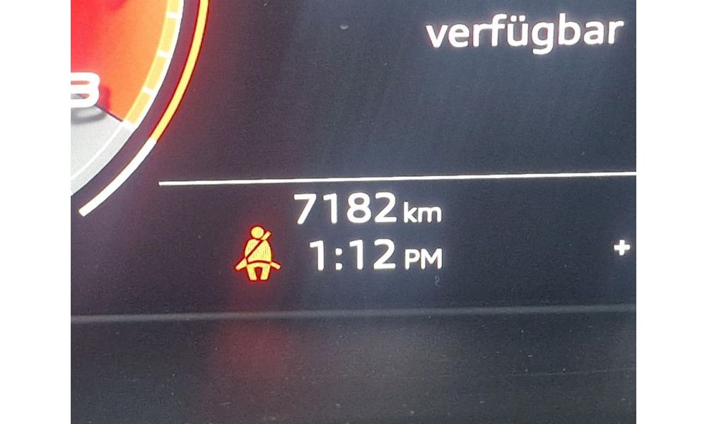 52261