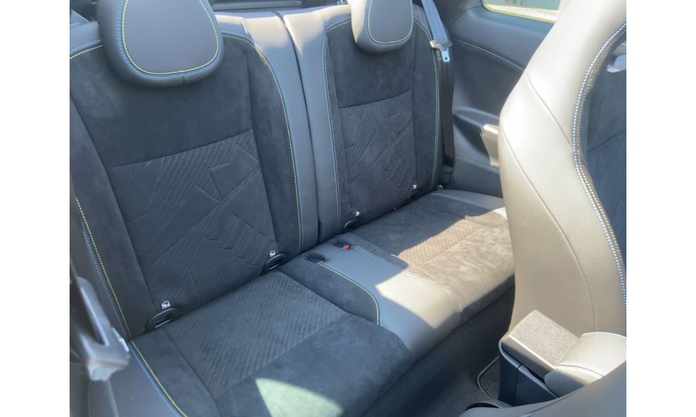 887137