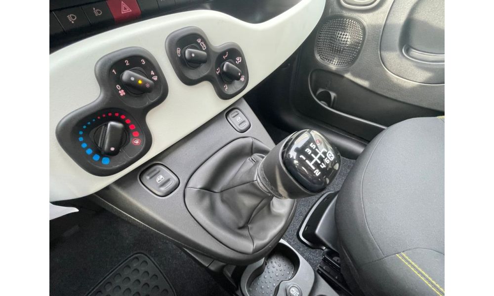 545718