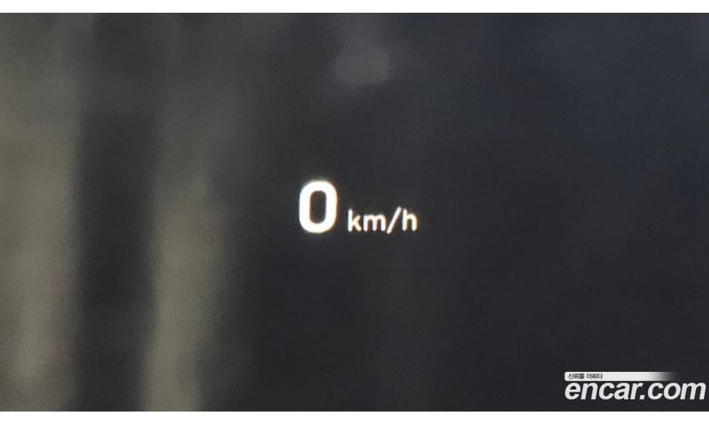 688570