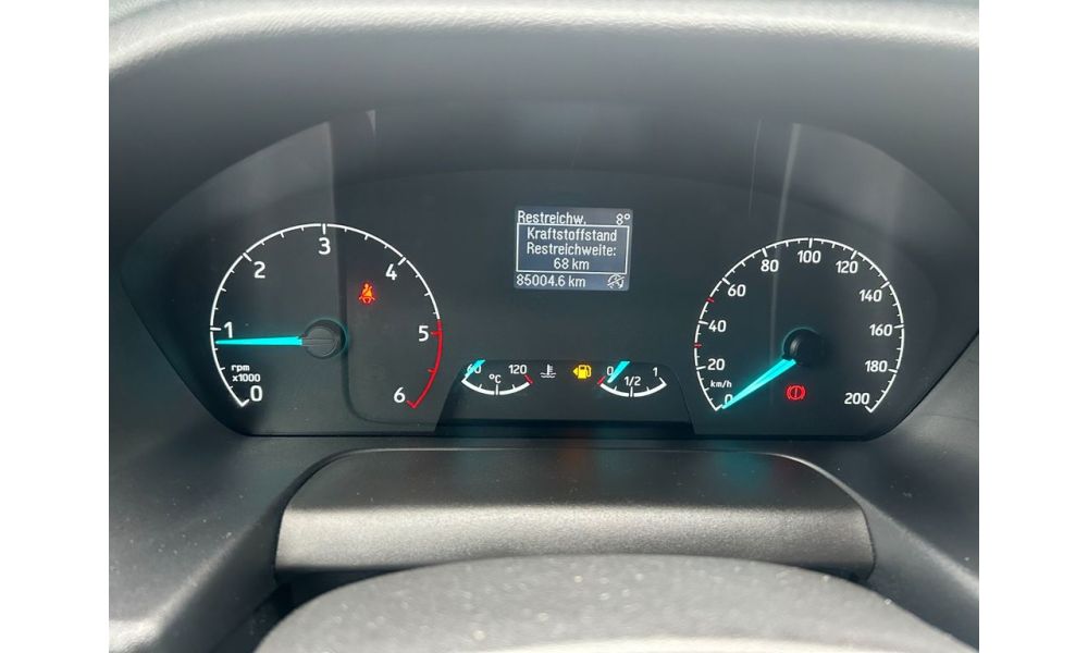 558237