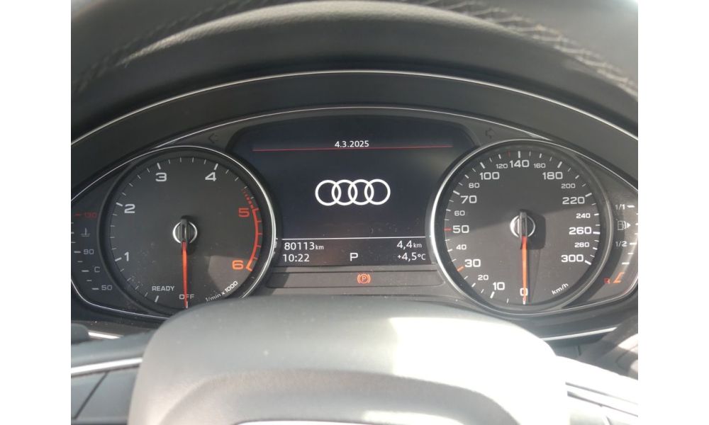 687863