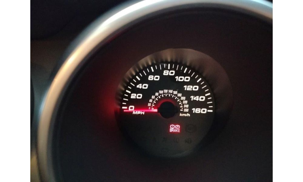 818398