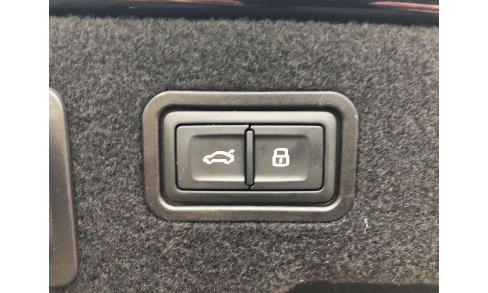 599476