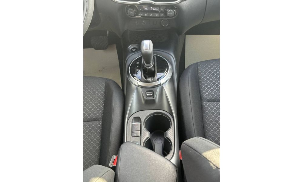 928651