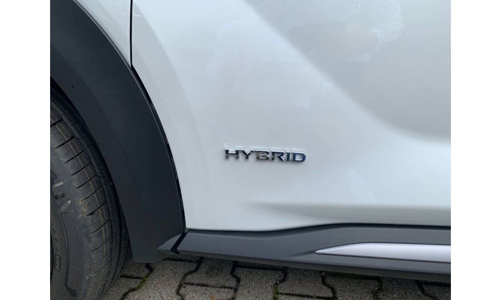 907705
