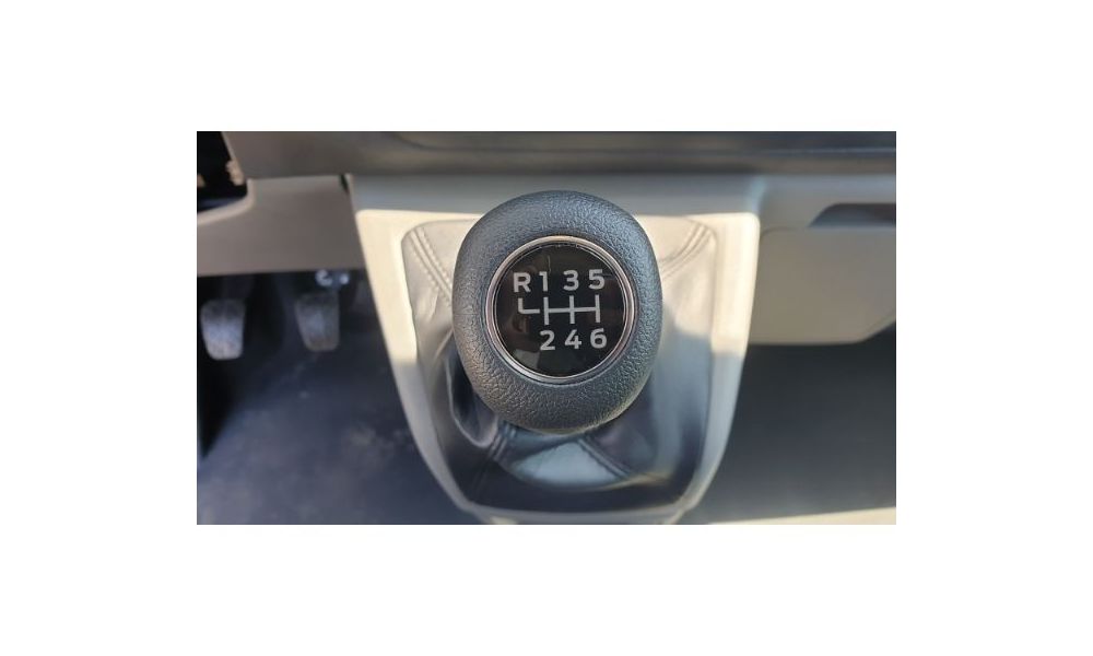 567981
