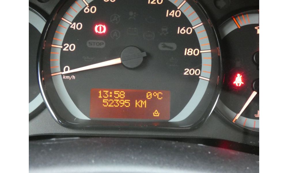 706886