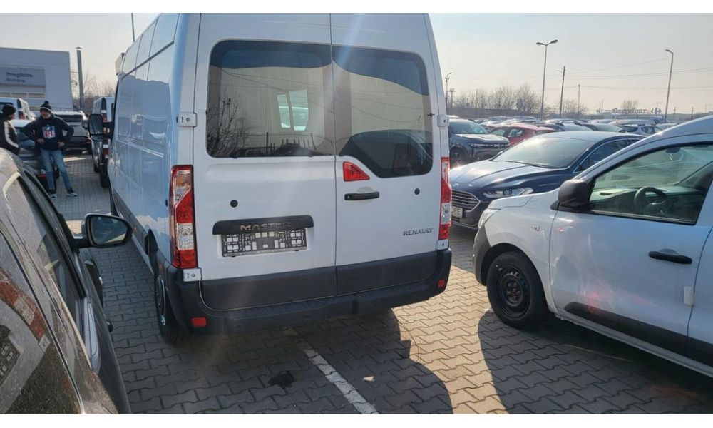 913453
