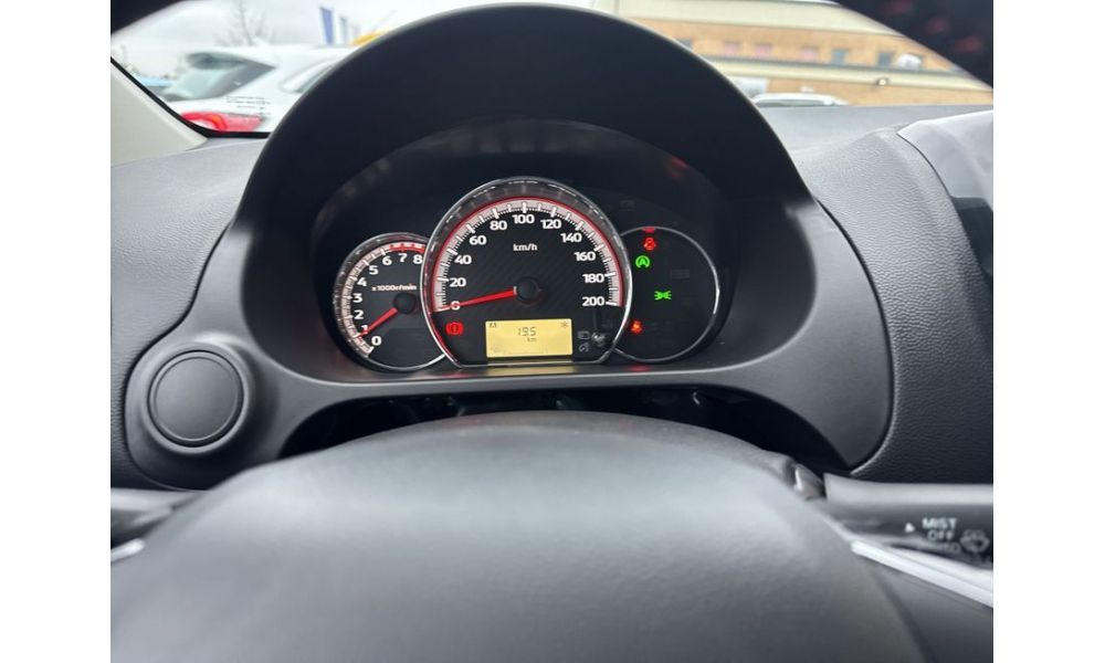 842231