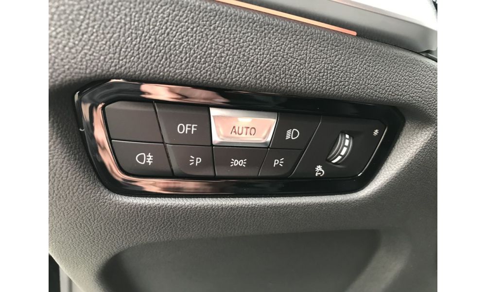 296218