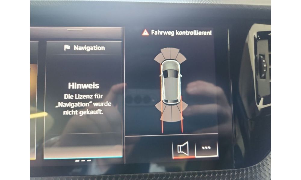 258747
