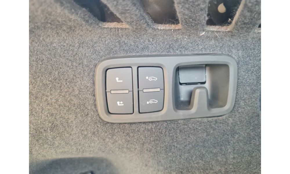 639652