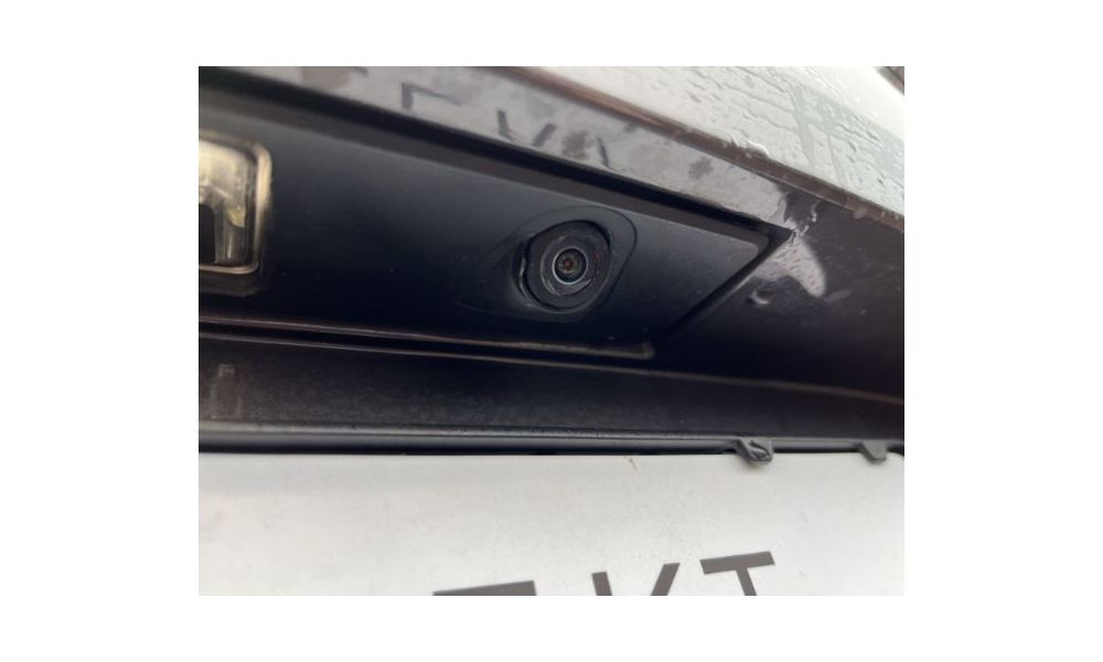 85658