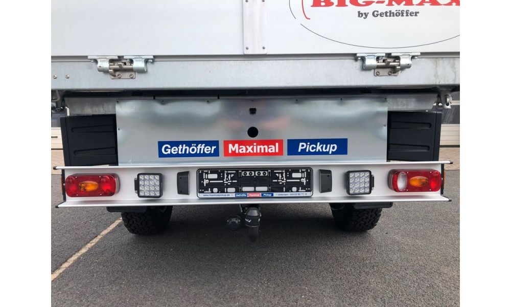 651381