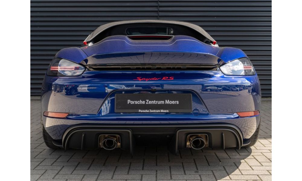 699845