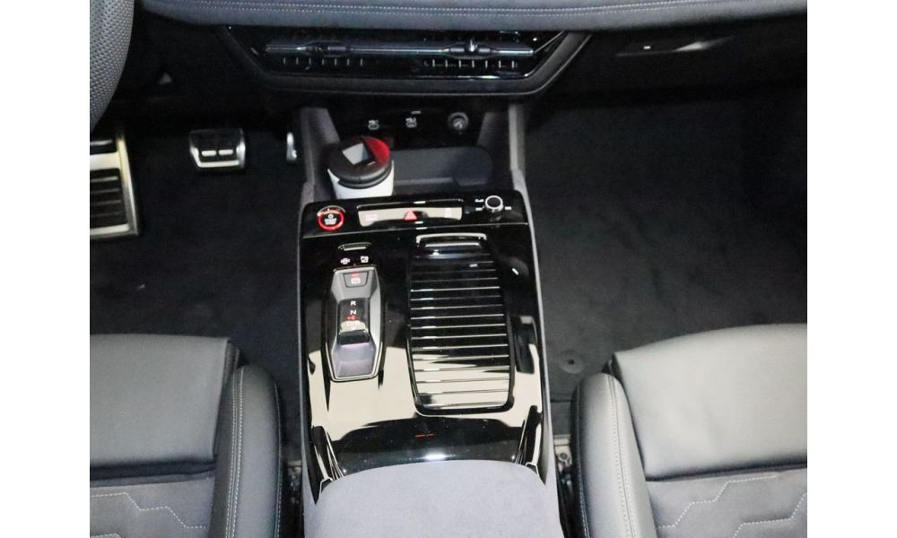 142025