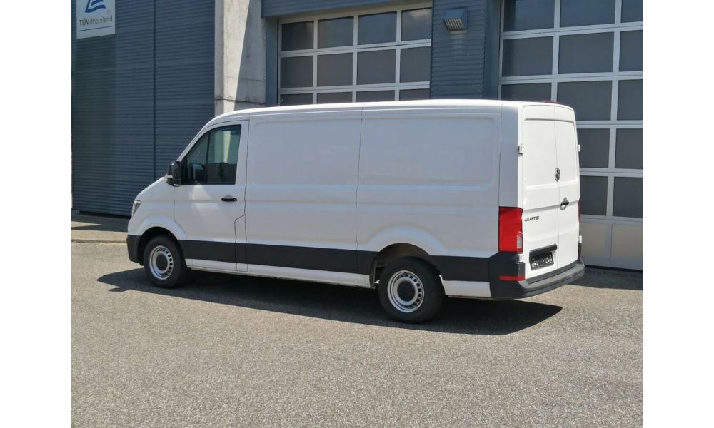423109