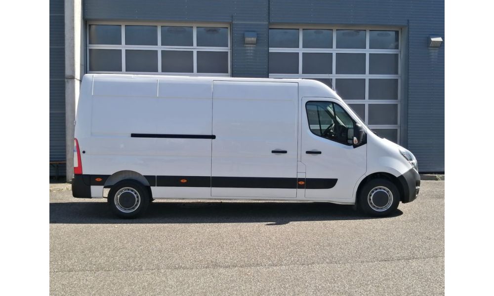 325008
