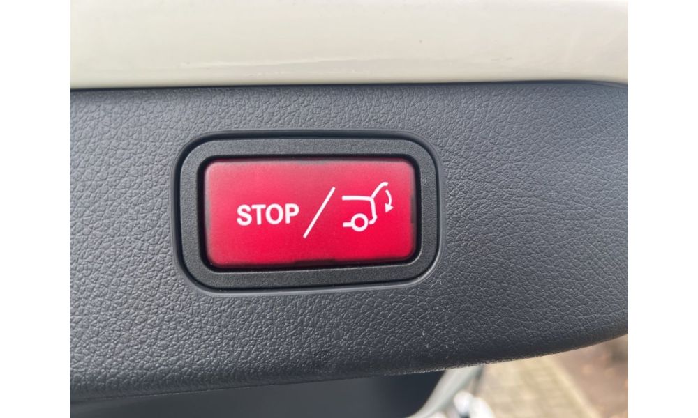 841537