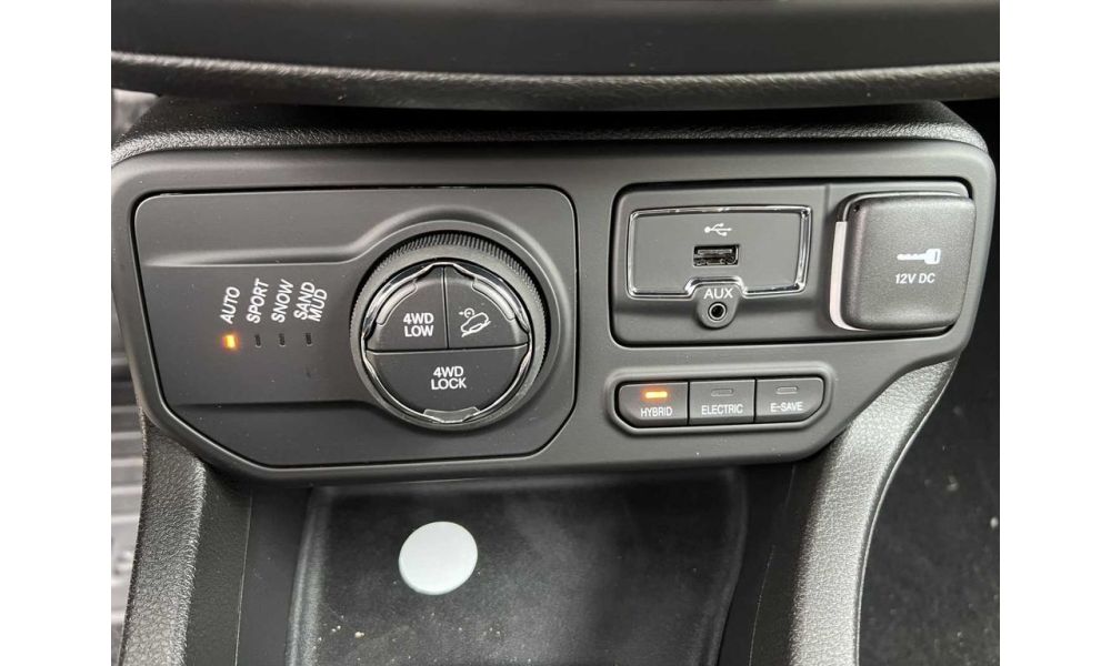 667643