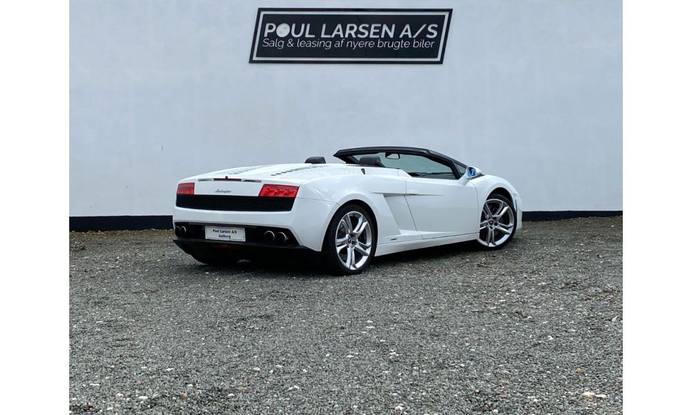 438941