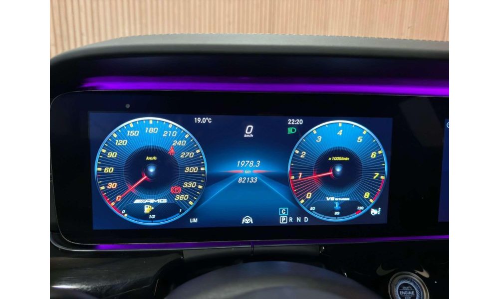 593298