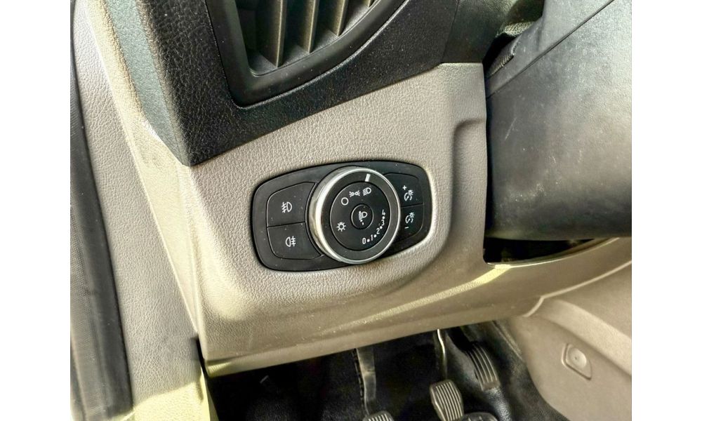 223231